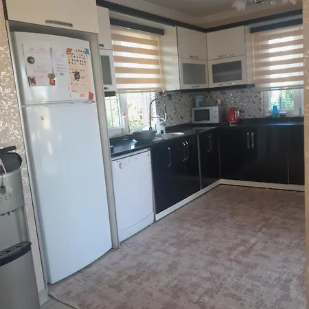 Luxury Family מלון באלאק